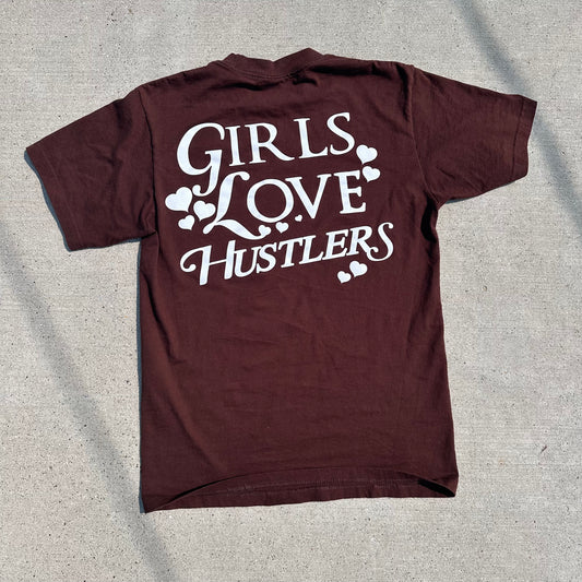 Brown - oversized "Girls love hustlers" T-Shirt